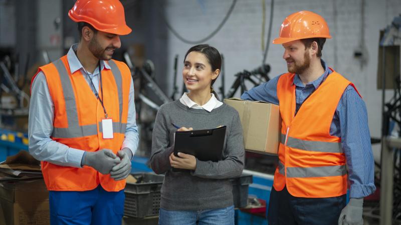 people-safety-equipment-their-workplace (1).jpg